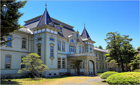 画像：旧米沢高等工業学校本館